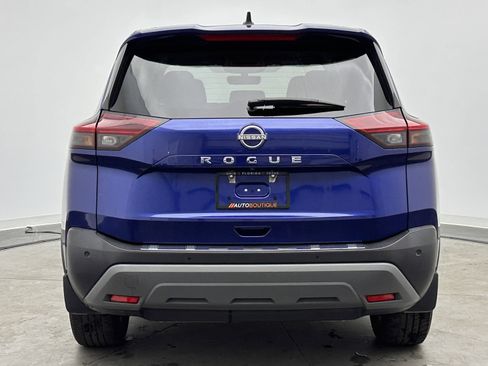Used 2023 Nissan Rogue S image 6