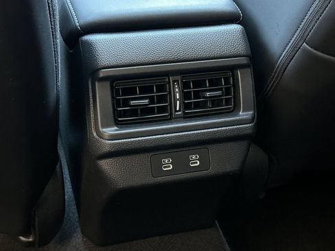 Used 2023 Honda Accord Touring image 14