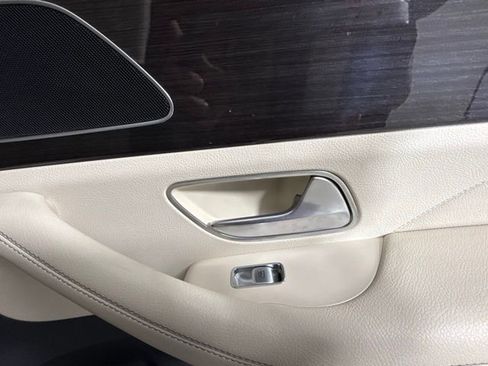 Used 2020 Mercedes-Benz GLE 350 image 27