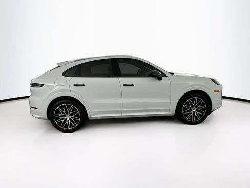 Used 2024 Porsche Cayenne Coupe AWD/4WD image 4