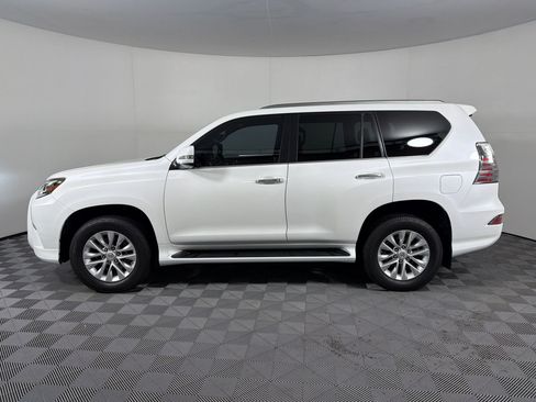 Used 2021 Lexus GX 460 Premium w/ Premium Package AWD/4WD image 2