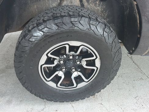 Used 2016 RAM 1500 Rebel w/ Luxury Group AWD/4WD image 46
