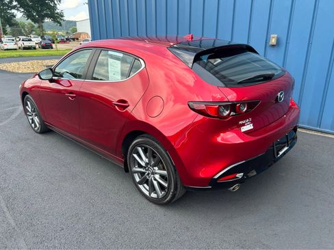 Used 2020 MAZDA MAZDA3 Preferred Package image 3
