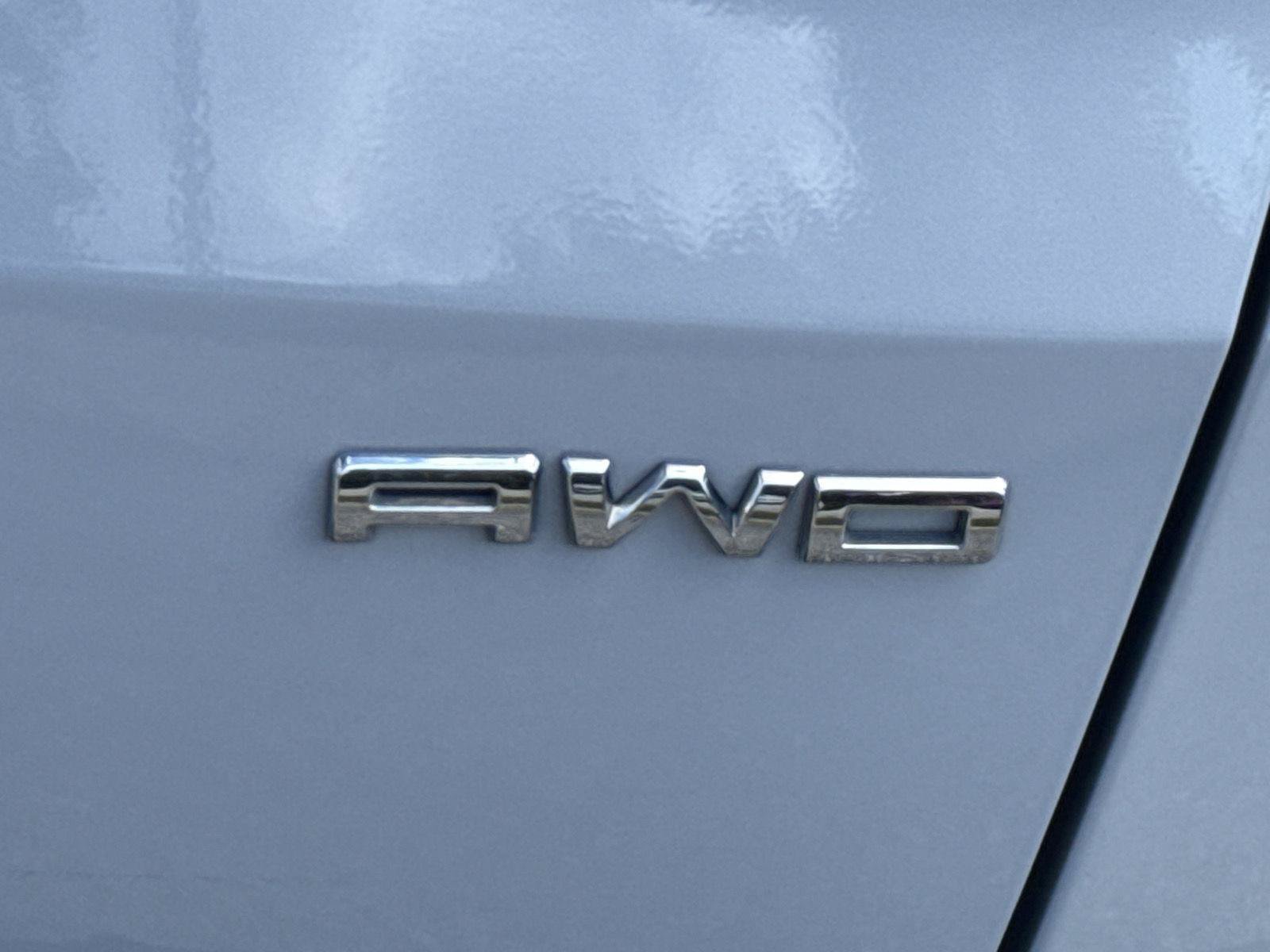 Used 2025 Ford Escape ST-Line Select AWD/4WD image 7