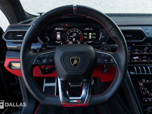 Used 2023 Lamborghini Urus S AWD/4WD image 25