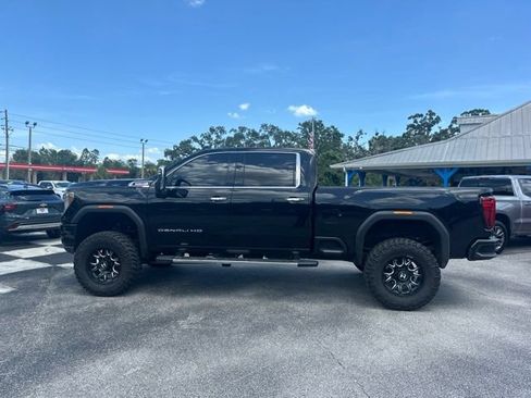 Used 2020 GMC Sierra 3500 Denali w/ Denali Ultimate Package AWD/4WD image 2