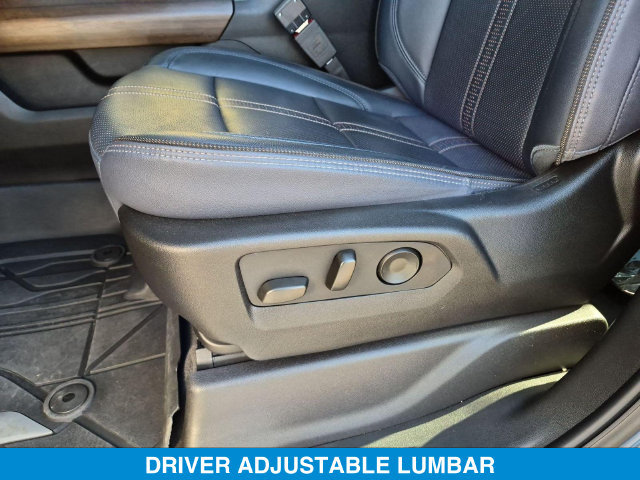 Used 2024 Chevrolet Silverado 1500 High Country w/ High Country Premium Package AWD/4WD image 16