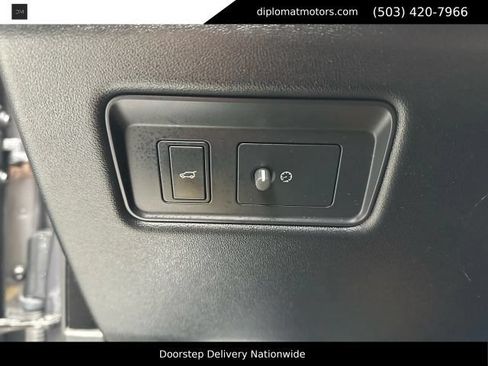 Used 2019 Land Rover Range Rover Supercharged AWD/4WD image 31