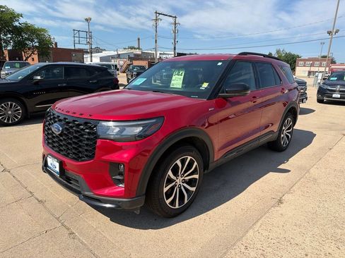 Used 2025 Ford Explorer ST-Line AWD/4WD image 29