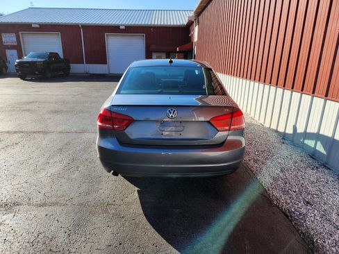 Used 2015 Volkswagen Passat 1.8T Wolfsburg Edition image 4