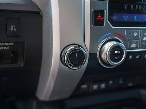 Used 2020 Toyota Tundra Platinum image 24