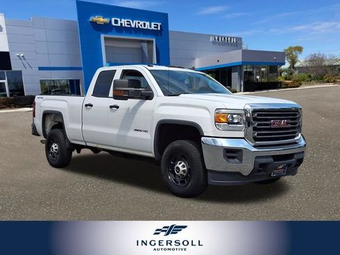 Used 2015 GMC Sierra 2500 4x4 Double Cab w/ Sierra Convenience Package image 1