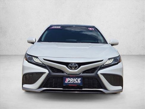 Used 2021 Toyota Camry XSE FWD image 2