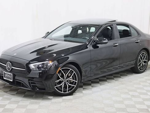 Used 2023 Mercedes-Benz E 350 4MATIC Sedan image 7