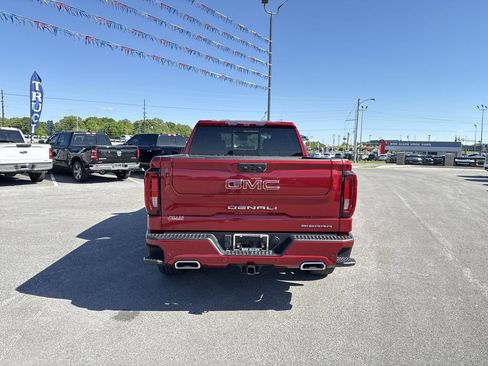 Used 2024 GMC Sierra 1500 Denali AWD/4WD image 18