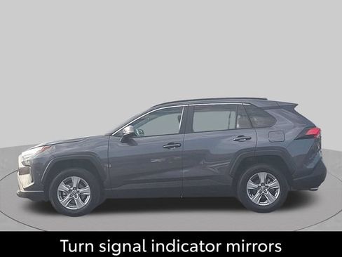 Used 2025 Toyota RAV4 XLE AWD/4WD image 10
