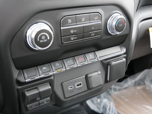 New 2026 GMC Sierra 1500 Pro w/ Pro Value Package image 18