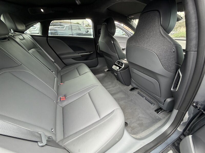 Used 2025 Lucid Air Touring AWD/4WD image 15