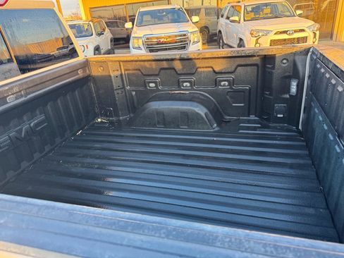 Used 2024 GMC Sierra 1500 SLT w/ SLT Premium Plus Package image 11