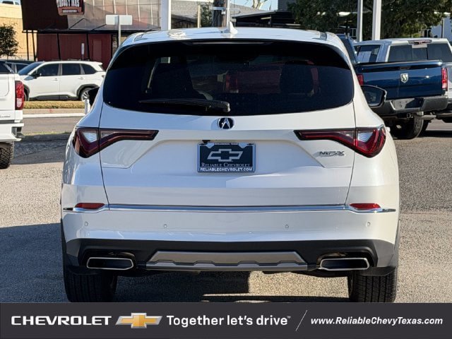 Used 2026 Acura MDX w/ Technology Package FWD image 5