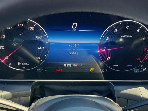 Used 2023 Mercedes-Benz GLC 300 image 24