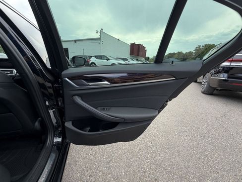 Used 2019 BMW 530i xDrive w/ Convenience Package AWD/4WD image 26