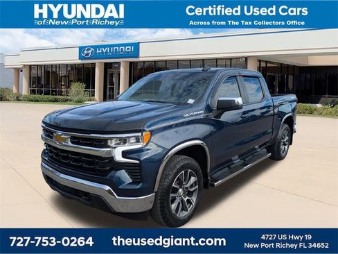 Used 2022 Chevrolet Silverado 1500 LT image 1