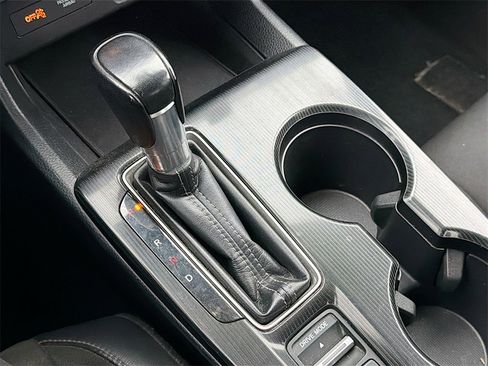 Used 2023 Honda Civic Sport image 16