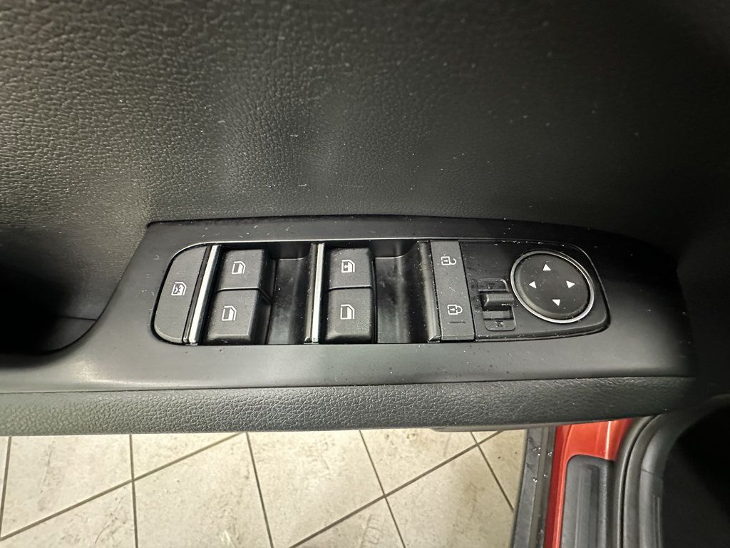 Used 2022 Kia Soul LX FWD image 21