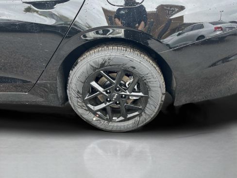 New 2026 Kia K5 LXS image 11