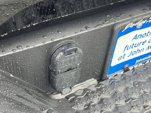 Used 2023 GMC Canyon Elevation w/ Convenience Package image 20