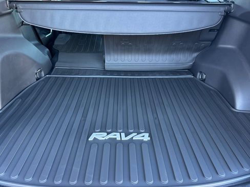 New 2025 Toyota RAV4 XLE image 15