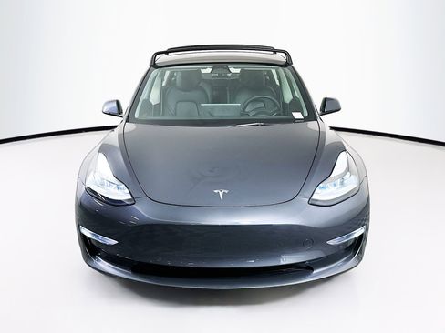 Used 2022 Tesla Model 3 Long Range image 2