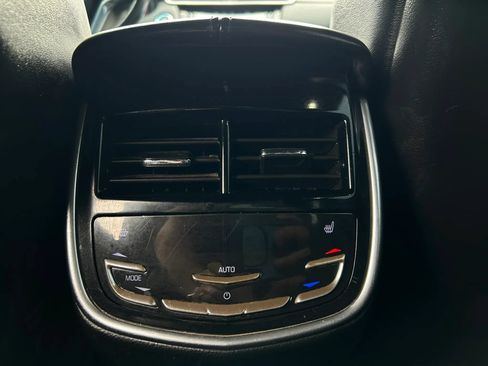 Used 2016 Cadillac XTS Platinum AWD/4WD image 25