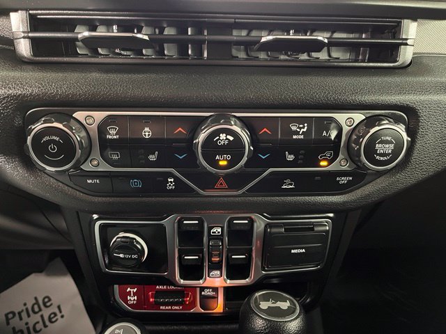 Used 2024 Jeep Wrangler Unlimited AWD/4WD image 34