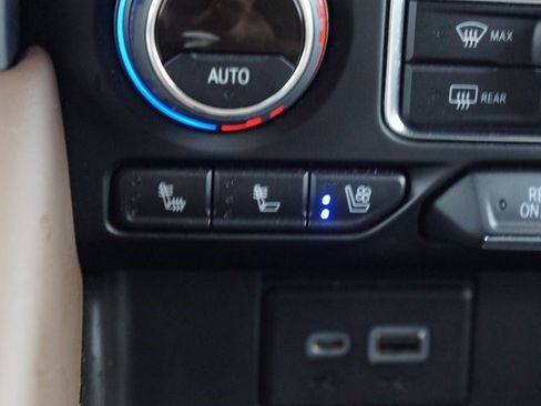 Used 2022 Chevrolet Tahoe High Country image 8