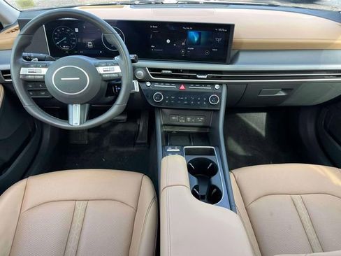 Used 2025 Hyundai Sonata Limited image 13