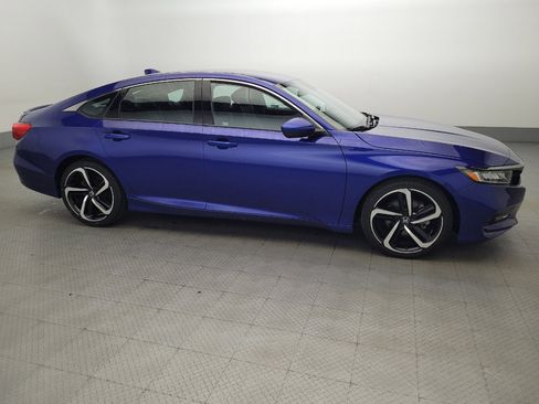Used 2019 Honda Accord Sport image 11