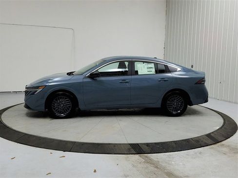 New 2026 Nissan Sentra SV w/ SV Convenience Package image 4