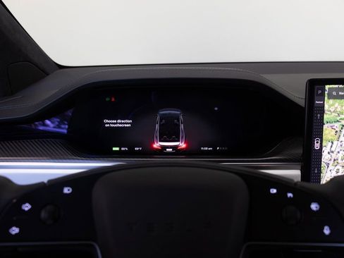 Used 2022 Tesla Model X Plaid image 33