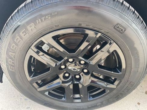 Used 2020 Chevrolet Silverado 1500 RST w/ Texas Edition RWD image 7