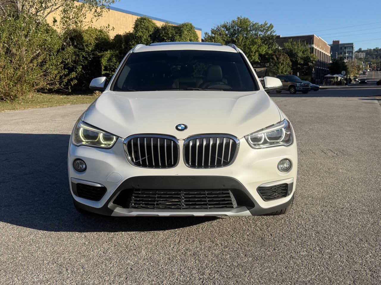 Used 2017 BMW X1 xDrive28i AWD/4WD image 4