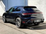 Certified 2025 Porsche Macan image 3