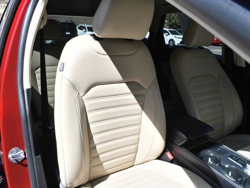 Used 2024 Ford Edge SEL w/ Convenience Package image 26