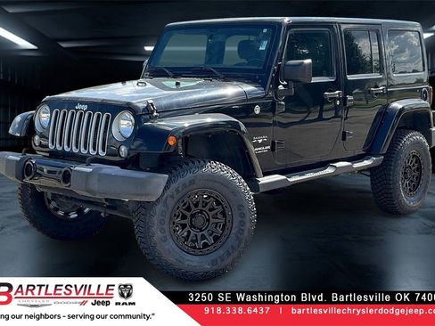 Used 2017 Jeep Wrangler Unlimited Sahara w/ Connectivity Group image 1