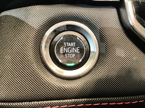 Used 2025 Chevrolet Colorado Z71 w/ Technology Package image 16