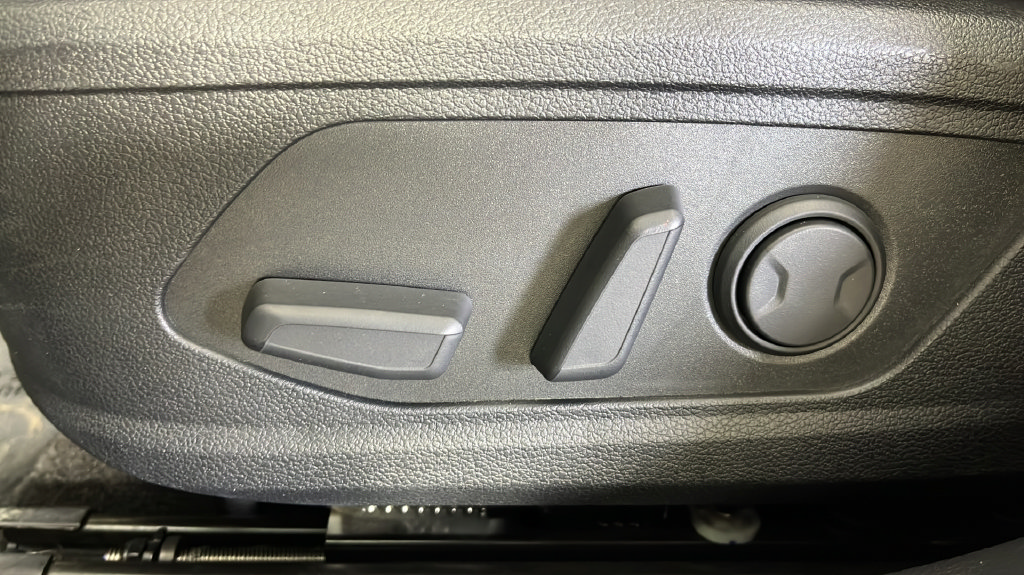 Used 2025 Hyundai Sonata SEL FWD image 36