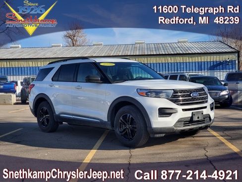 Used 2020 Ford Explorer XLT image 1