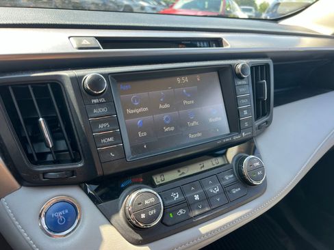Used 2017 Toyota RAV4 XLE w/ Convenience Package AWD/4WD image 17