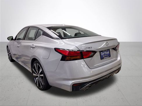 Used 2021 Nissan Altima 2.5 SR image 11